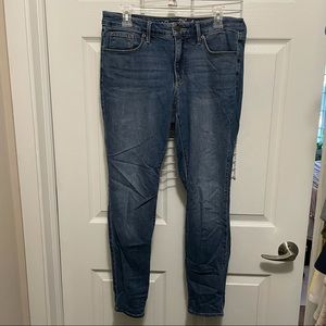 Universal Thread light wash skinny jeans